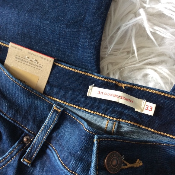 NWT Levi’s 311 Shaping Women’s Skinny Jeans - Picture 7 of 9